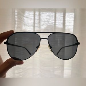 LAST DAY Quay x Desi polarized high key mini sunglasses